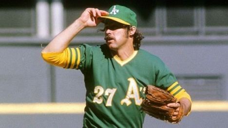 catfish-hunter-fb292362-d584-426b-a7a4-d393c415a57-resize-750-1